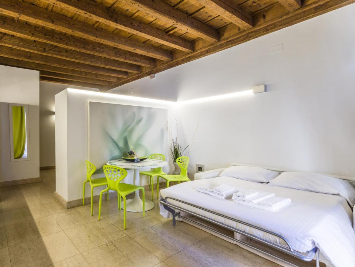 Palazzo Cavalli Pasquini Verona Bagian luar foto