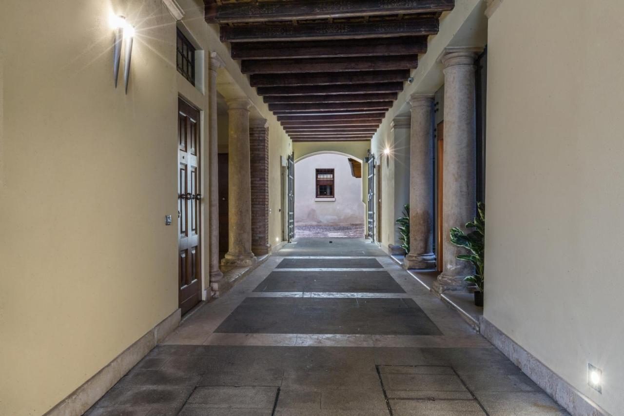 Palazzo Cavalli Pasquini Verona Bagian luar foto
