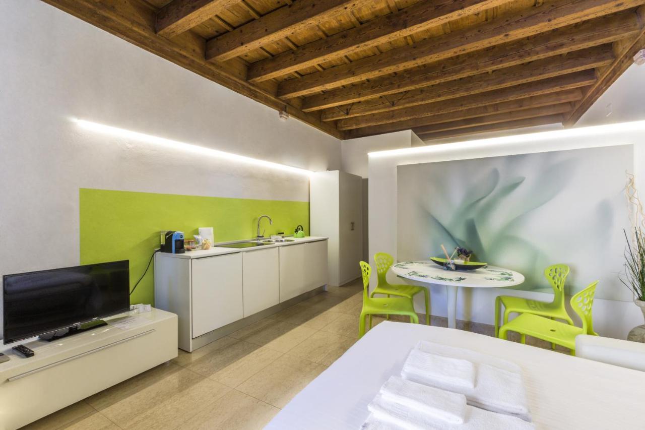 Palazzo Cavalli Pasquini Verona Bagian luar foto